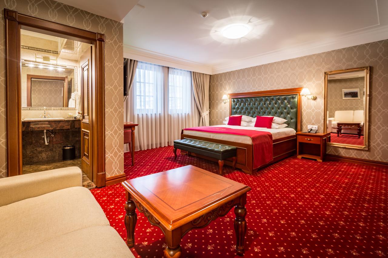 Classic Hotel פריזרן מראה חיצוני תמונה