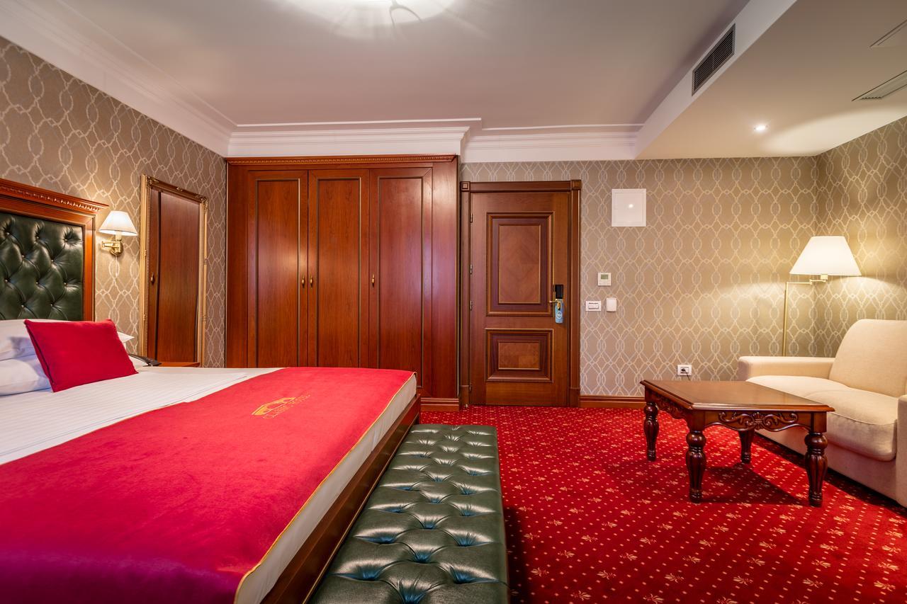 Classic Hotel פריזרן מראה חיצוני תמונה